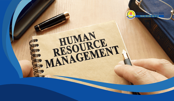 Featured image for: Học văn bằng 2 Quản trị nhân lực, đòn bẩy sự nghiệp trong thời đại số
