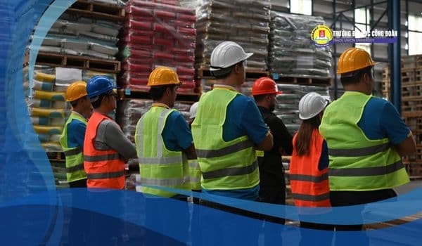 Featured image for: Văn bằng 2 ngành Bảo hộ lao động: Hành trang cho sự nghiệp an toàn