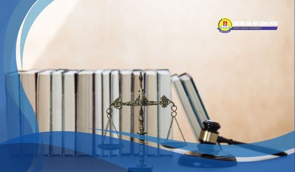 Featured image for: Học Luật từ xa: Có nên hay không? Đánh giá ưu & nhược điểm