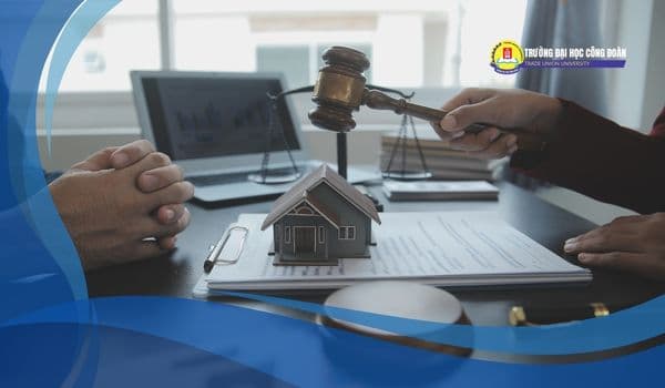 Featured image for: Tuyển sinh văn bằng 2 Luật: Cơ hội mở rộng tri thức và thăng tiến nghề nghiệp